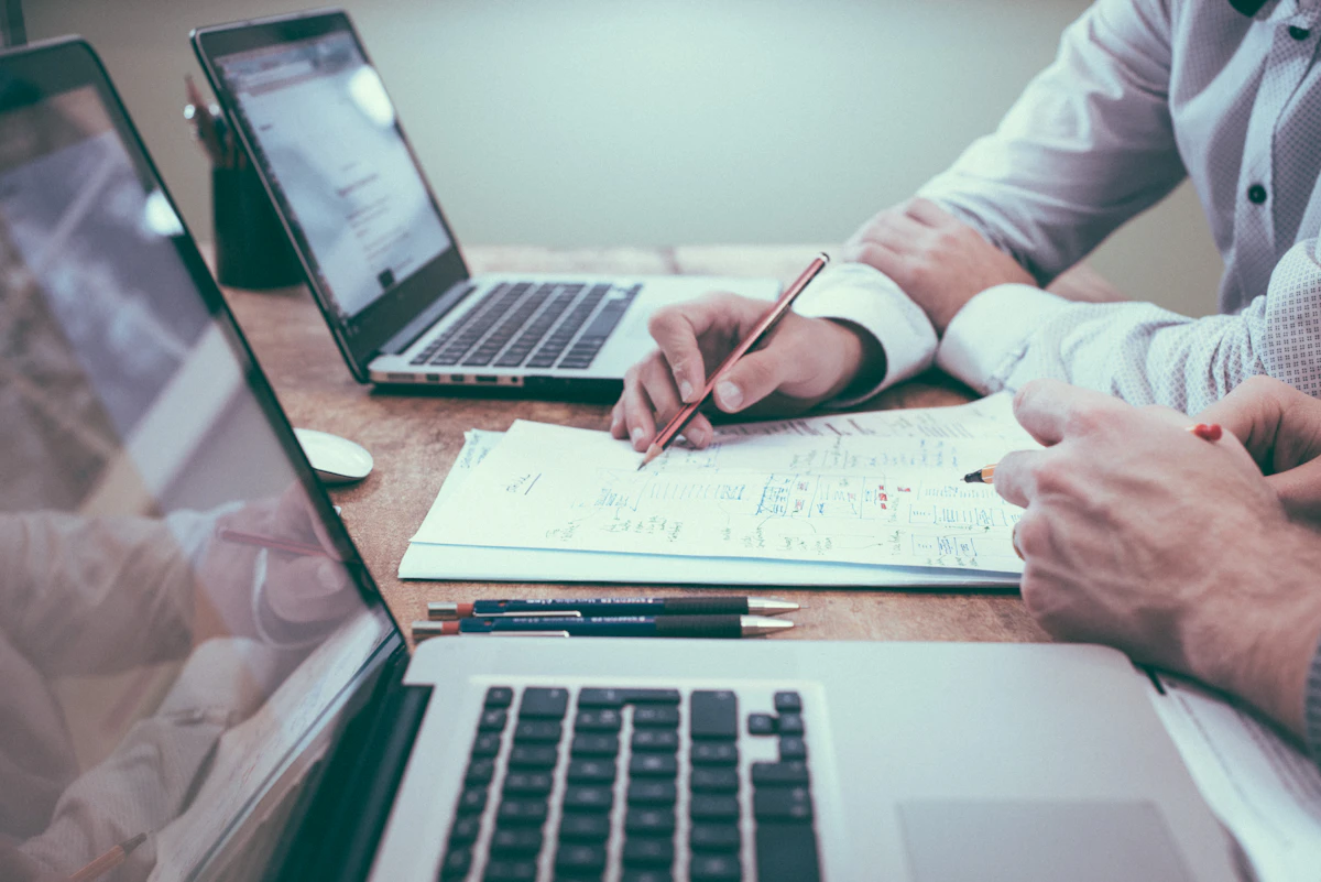 Unbundled Recruitment: When Internal HR Should Outsource Candidate Sourcing