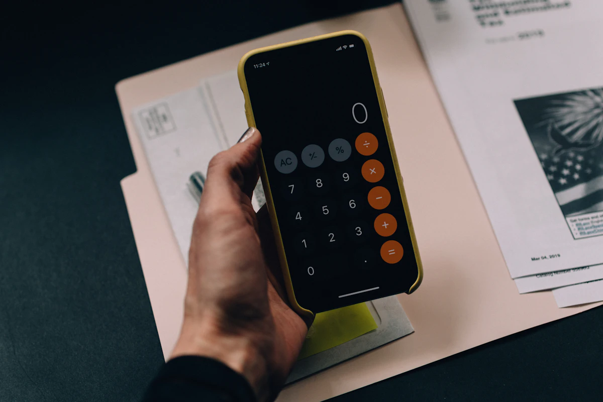 Executive Pay Negotiation: How to Evaluate the Complete Offer